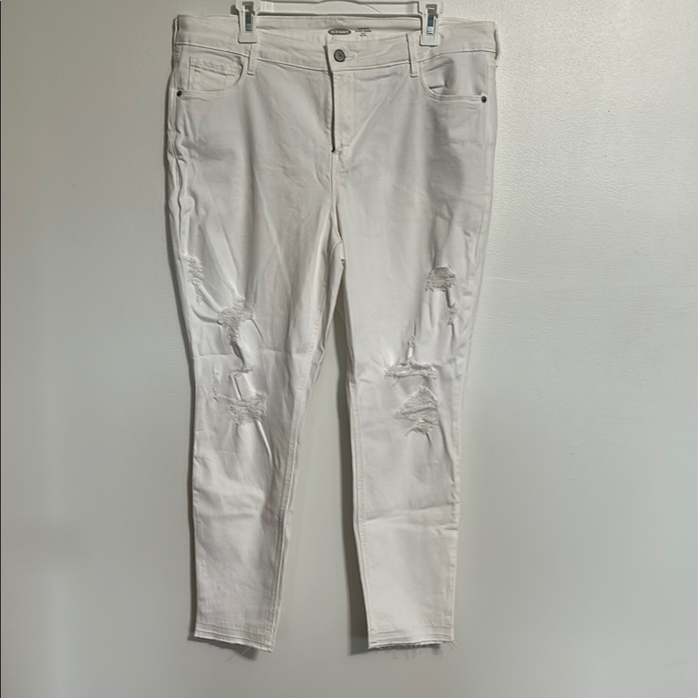 White Old Navy, rockstar, super skinny ankle mid rise